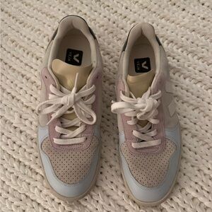 Veja Women's Sneakers - Cream, Light Purple and Light Blue